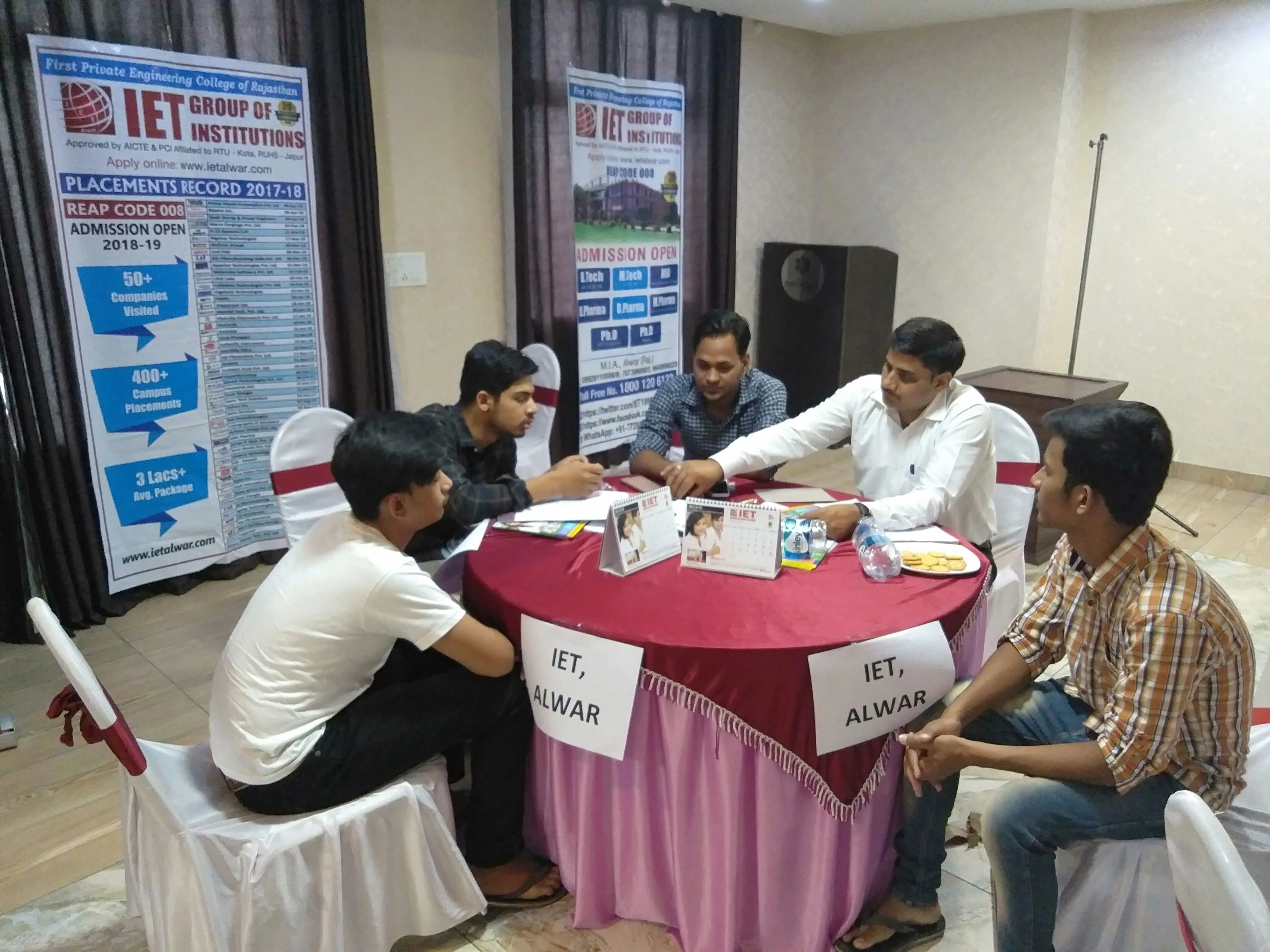 V4Edu Solution Sloder Image 5